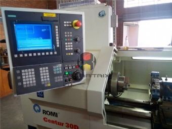 Foto: TORNO CNC ROMI CENTUR 30D 2010