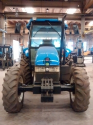 Foto: TRATOR NEW HOLLAND 4 X 4 - MODELO TL75 E - ANO 2012